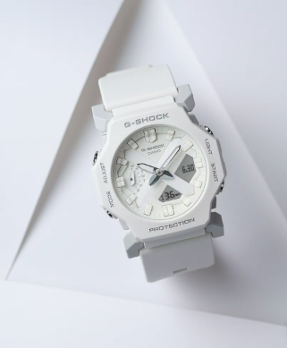 GA-2300-7AER - CASIO G-SHOCK Mod. SLIM CLASSIC