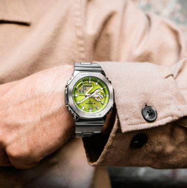 GM-2110D-3AER - CASIO G-SHOCK Mod. OAK G-STEEL LIME GREEN