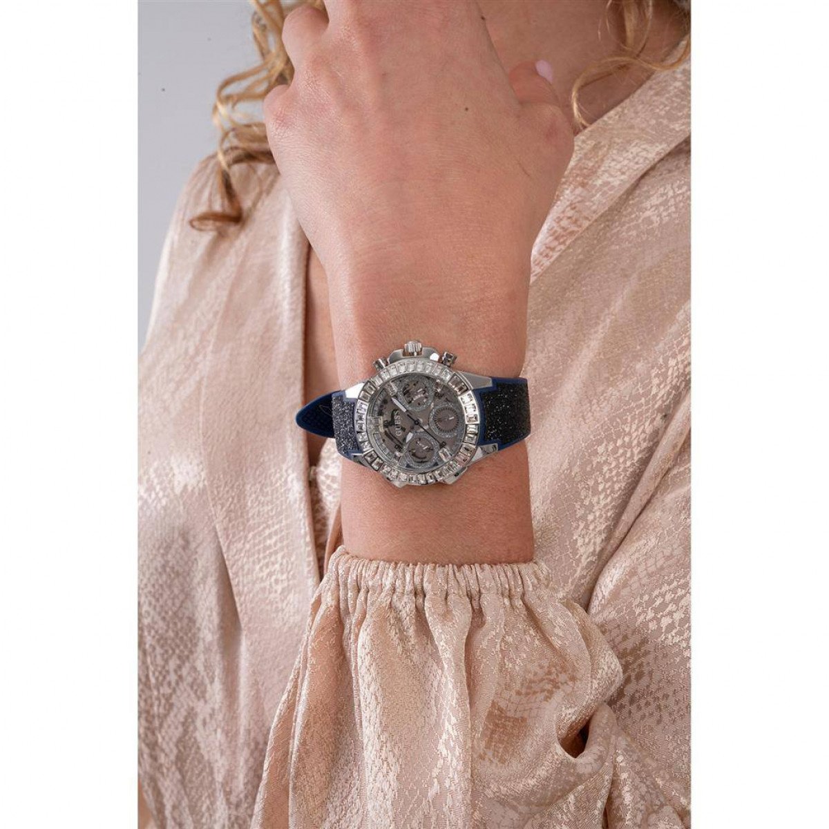 GW0313L1 - GUESS Mod. GW0313L1