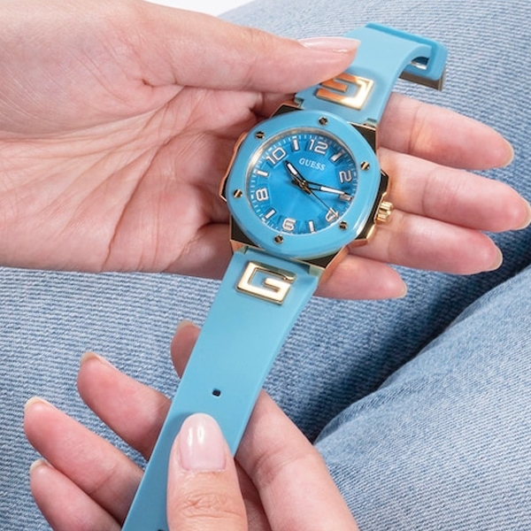 GW0555L3 - GUESS Mod. G HYPE